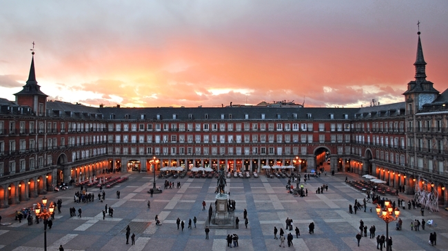 Пласа Майор в Мадрид – мрачни истории от щастливия площад