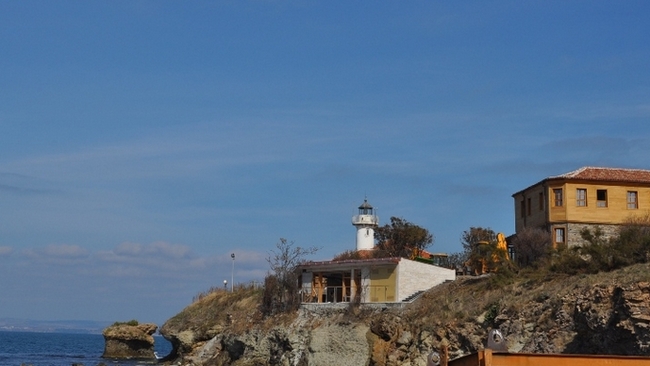 Остров Света Анастасия - корабче, музей и други полезни неща