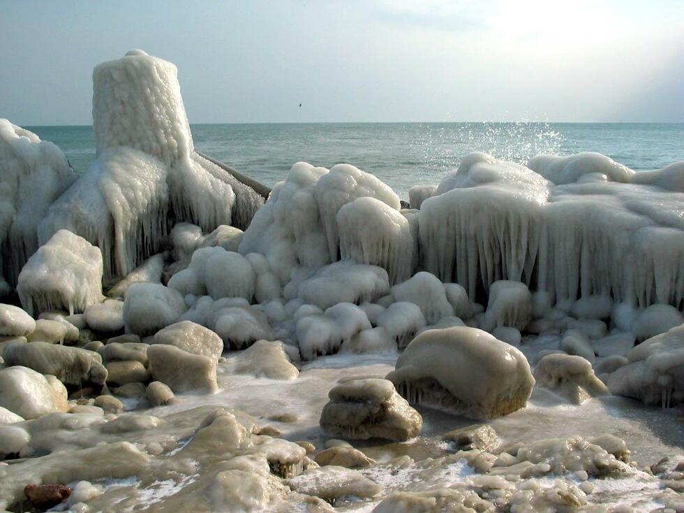 20 прекрасни зимни снимки от България - Черно море в люта зима - край Варна