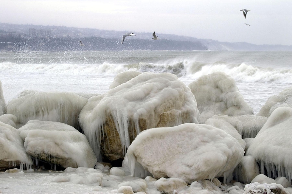 20 прекрасни зимни снимки от България - Черно море в люта зима - край Варна