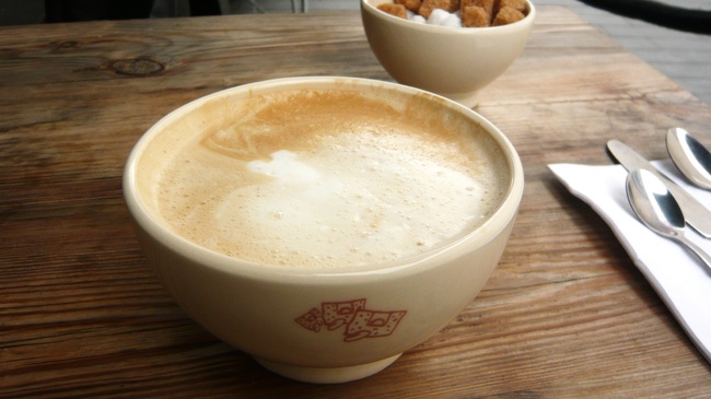 Как пият кафето си по света? - Франция – кафе с мляко (café au lait)