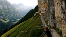14 изумителни хотела, сякаш излезли от приказките - Скалният ресторант Ешер, Швейцария