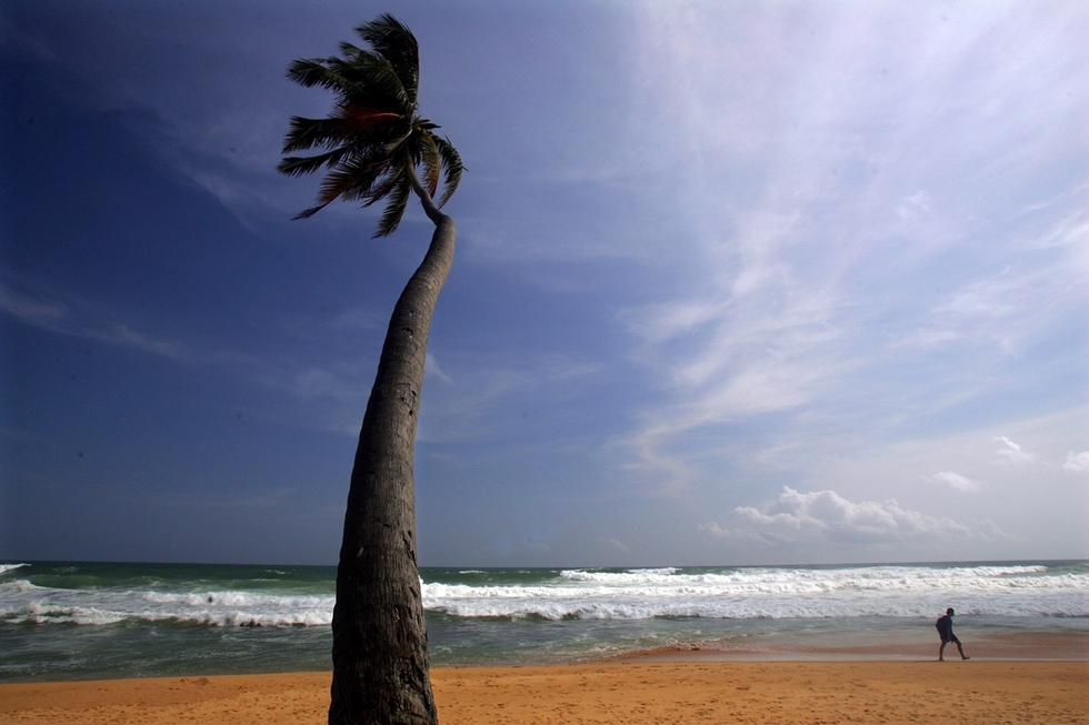 Мечти посред бял ден - 20 плажа като от картичка - Хикадуа, Шри Ланка