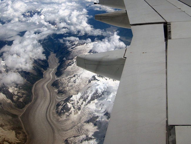 (Поне) 27 причини да сядате до прозореца в самолета - За да видите хималайски ледник...