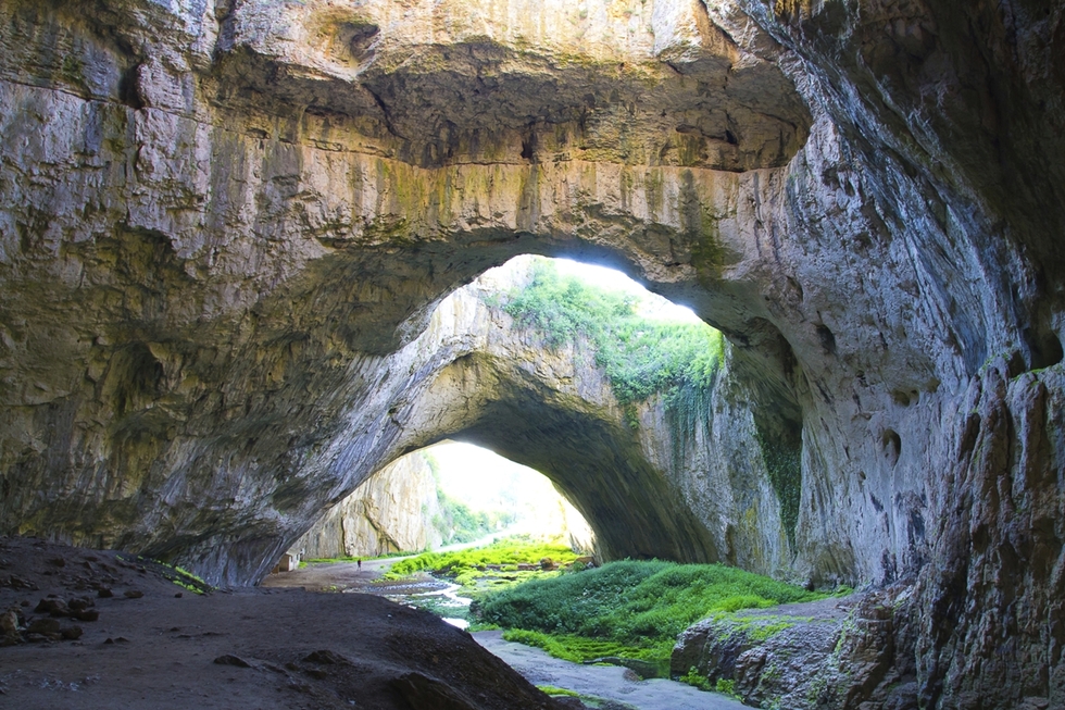 Най-фотогеничните места в България (галерия) - Деветашката пещера