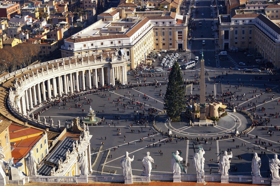 Фото сряда: 11 града отвисоко - Ватикана