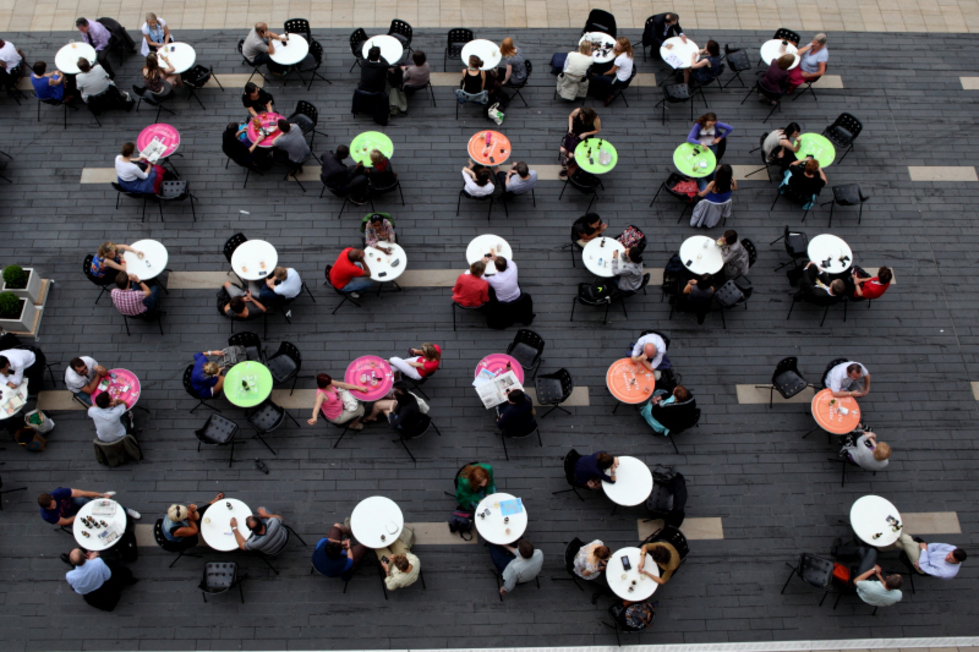 Фото сряда: 11 града отвисоко - Кафене в Лондон