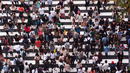 Фото сряда: 11 града отвисоко - Хора пресичат на зебра в Токио