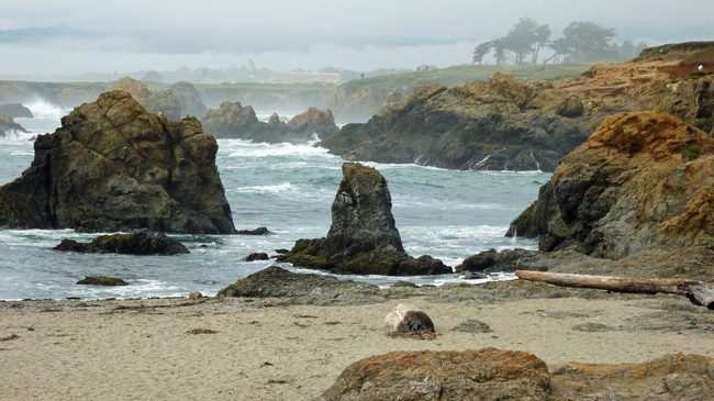 Красиви места: Стъкленият плаж в Калифорния