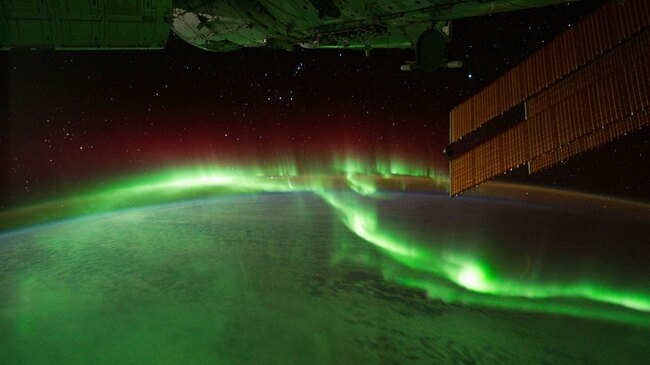 17 забележителности през погледа на астронавта (фотогалерия) - Северното сияние от космоса