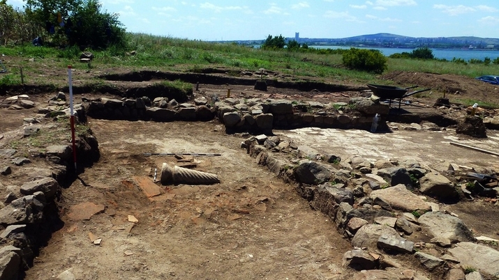 Откриха 1500-годишна църква край Бургас