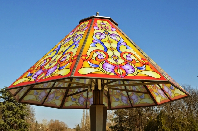 Огромната нощна лампа в Димитровград