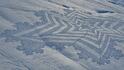 Неземните снежни картини на Саймън Бек