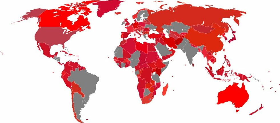 6 забавни, но безполезни карти на света - Държави, които имат червено в знамето си