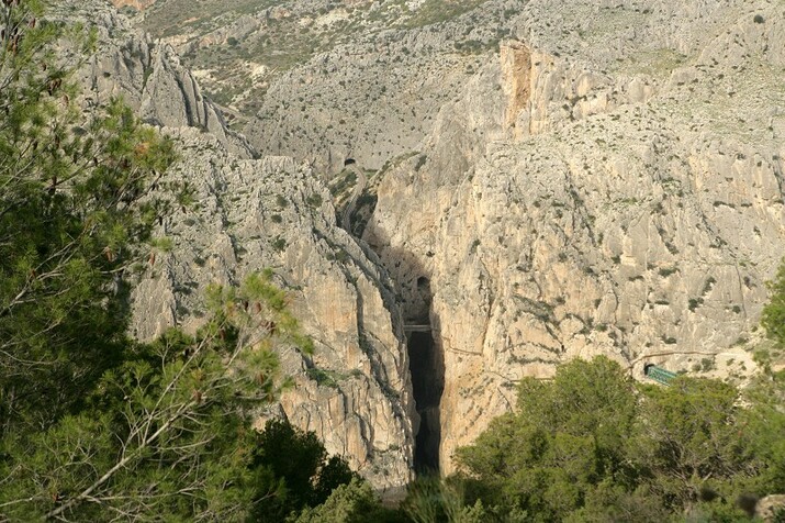 Каминито дел Рей: Адреналинова пътека по стъпките на краля