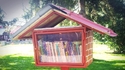 Две къщички за книги в Хисаря канят да почетем в парка