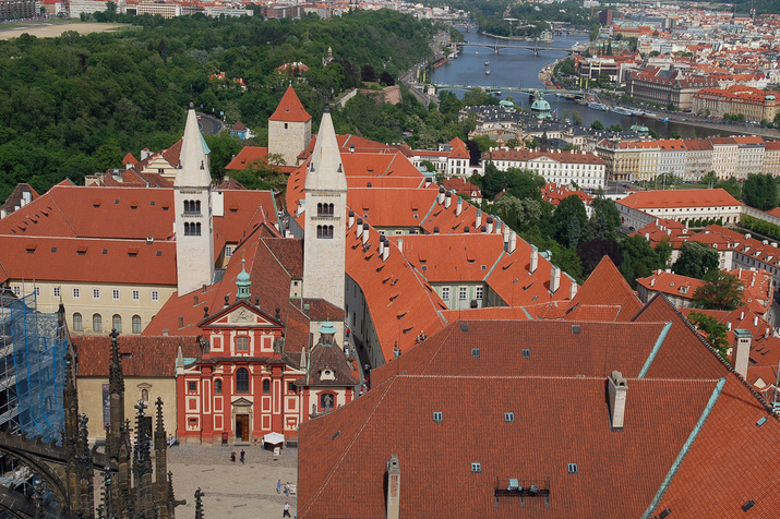 Пражки храд и раждането на Златна Прага