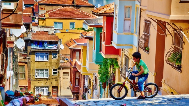 Балат – цветовете на Истанбул в стария еврейски квартал