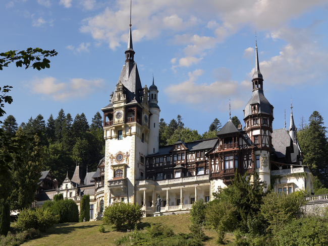 10 уикенд идеи за пътуване на Балканите - Замъкът Пелеш, Румъния