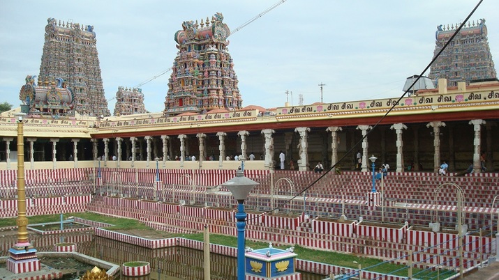 Невероятният храм Меенакши в Индия
