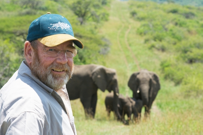 Книга с истинска история: Говорещият със слонове