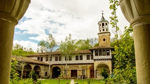 Плаковски манастир Свети пророк Илия - край Велико Търново
