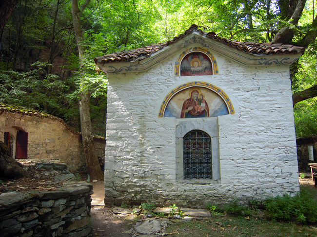 Разходка отвъд Бачковския манастир