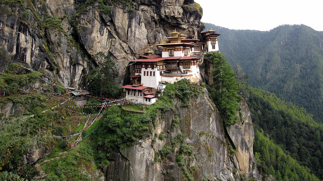 Омъжена за Бутан: Как открих себе си в Земята на Дракона