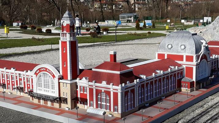 9 нови макета в Парк на миниатюрите, Велико Търново