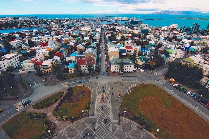 Как Исландия промени света?