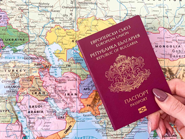 Българският паспорт на 10-о място в списъка на „Най-мощните документи за пътуване” в света