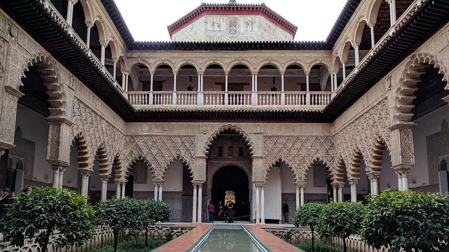 Дворецът Алкасар – най-голямата забележителност на Севиля