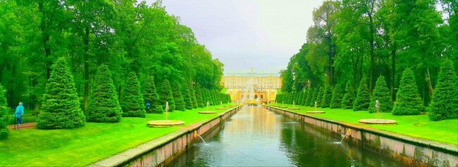 Императорско величие - дворците на Санкт Петербург