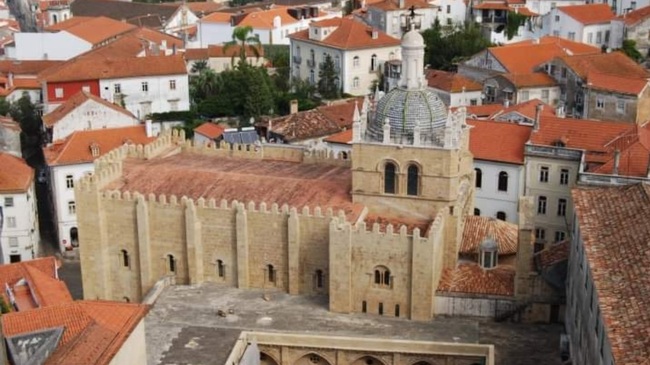 Коимбра – град на многовековни университетски традиции в Португалия