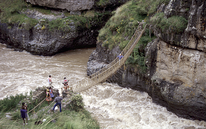 Кесвачака - въжен мост от времето на инките ще бъде възстановен