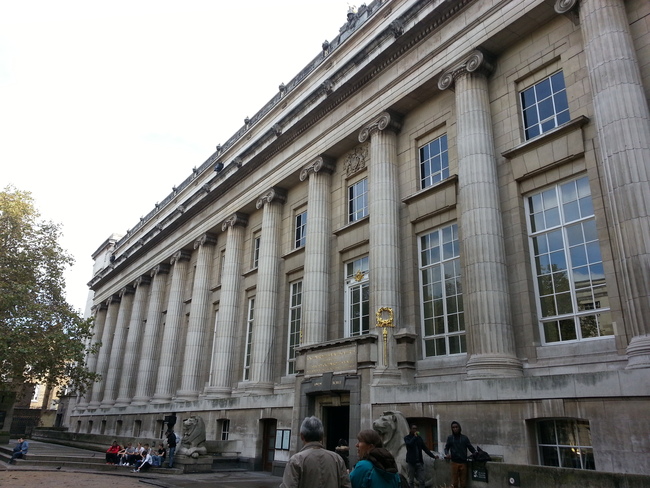 Кои са най-впечатляващите експонати, които Британският музей в Лондон е приютил?
