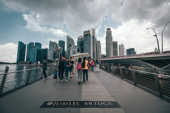 Сингапур оглавява списъка на най-безопасните страни за пътуване в света