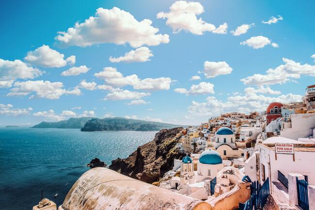 Ако пътувате в Гърция, самолет може да ви излезе по-евтино, отколкото ферибот