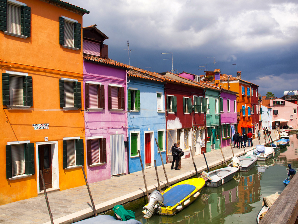 Фото сряда: Най-цветните градчета - Остров Бурано край Венеция