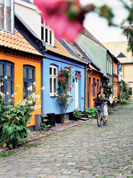 Фото сряда: Най-цветните градчета - Орхус, Дания