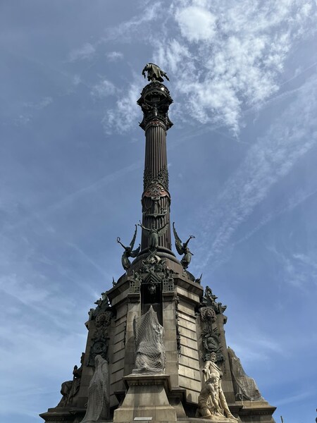 Паметникът на Колумб в Барселона