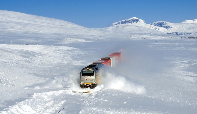 С влак през сезоните на Норвегия