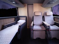 Европа получава първия нощен автобус с легнали седалки и Wi-Fi
