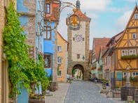 Къщи и селца от приказките – реални места, които изглеждат нереални