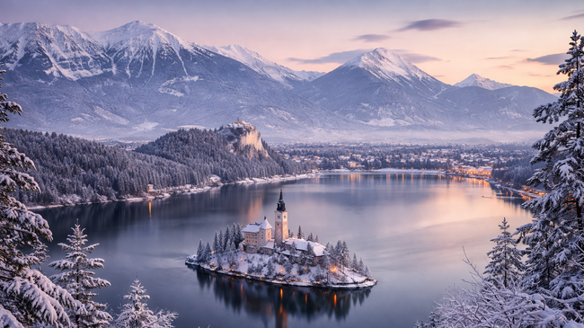 Словения през зимата – малката страна с голяма магия