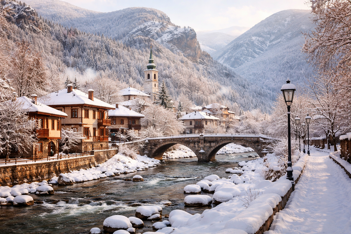 Един ден в Тетевен през зимата – тишина, планина и усещане за дом