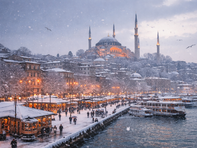 Истанбул през зимата: градът между два свята, когато шумът притихва