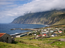 Тристан да Куня – най-изолираната населена точка на Земята