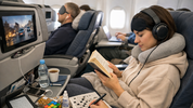 Какво да правим по време на дълъг полет: практични съвети за комфорт и забавление