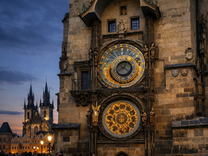 Вълшебната история на една часовникова кула: Пражкият астрономически часовник